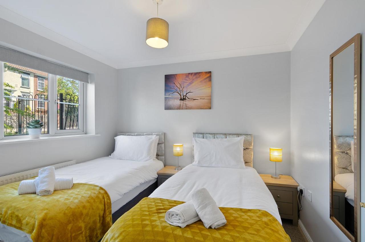 4Br Townhouse Wbalcony Free Parking Fast Wi-Fi Βίλα Νόργουιτς Εξωτερικό φωτογραφία