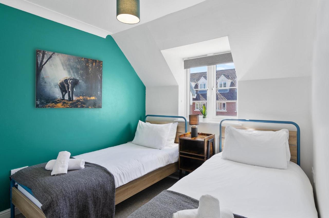 4Br Townhouse Wbalcony Free Parking Fast Wi-Fi Βίλα Νόργουιτς Εξωτερικό φωτογραφία