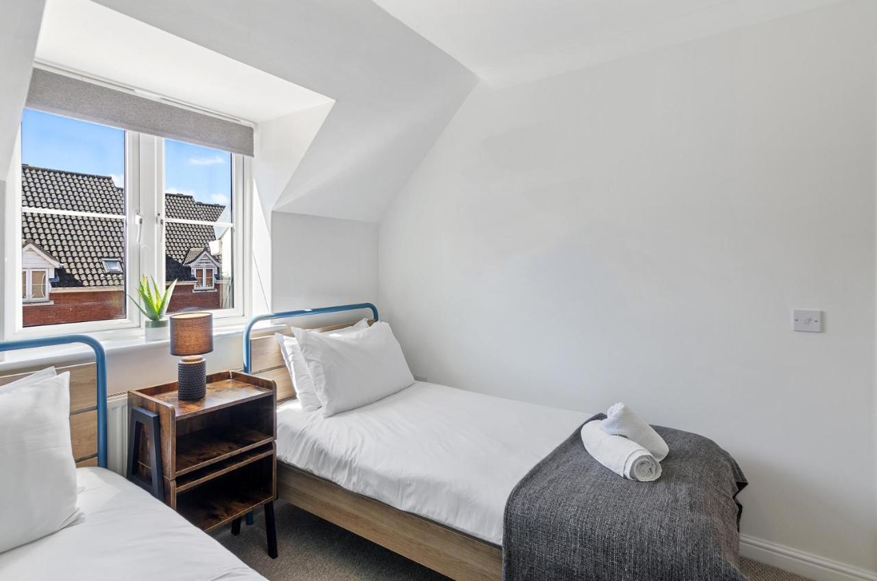 4Br Townhouse Wbalcony Free Parking Fast Wi-Fi Βίλα Νόργουιτς Εξωτερικό φωτογραφία