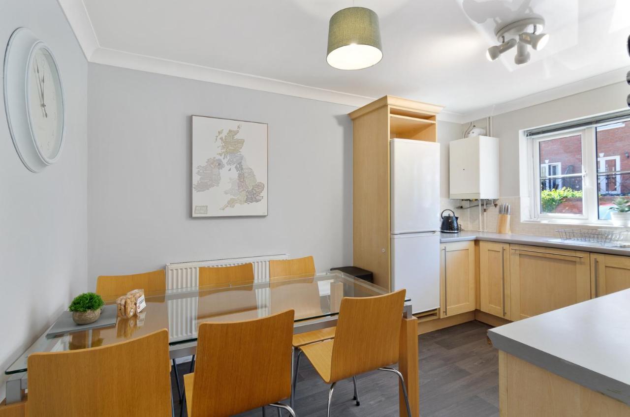 4Br Townhouse Wbalcony Free Parking Fast Wi-Fi Βίλα Νόργουιτς Εξωτερικό φωτογραφία