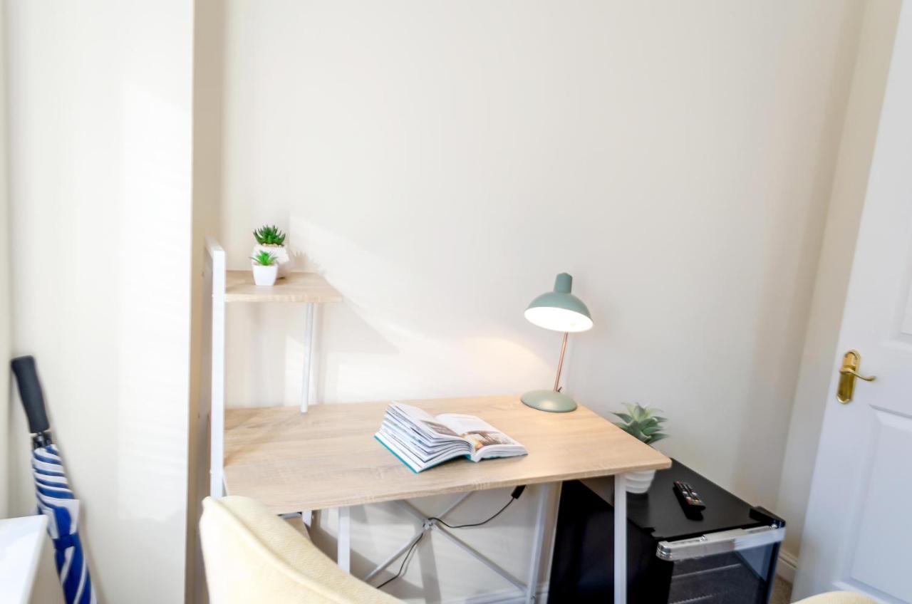4Br Townhouse Wbalcony Free Parking Fast Wi-Fi Βίλα Νόργουιτς Εξωτερικό φωτογραφία